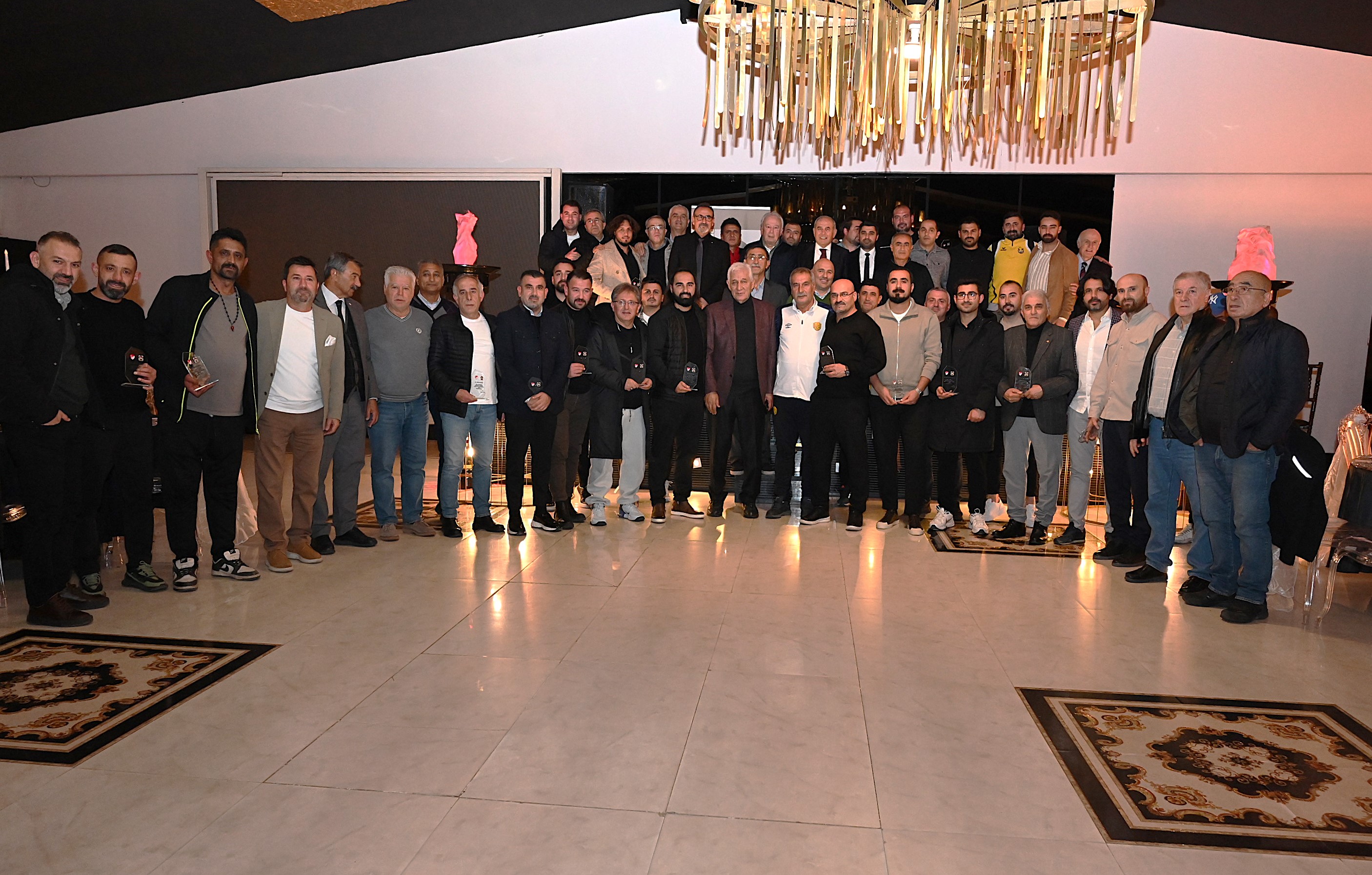 2024-2025 FUTBOL SEZONU ÖDÜL TÖRENİ